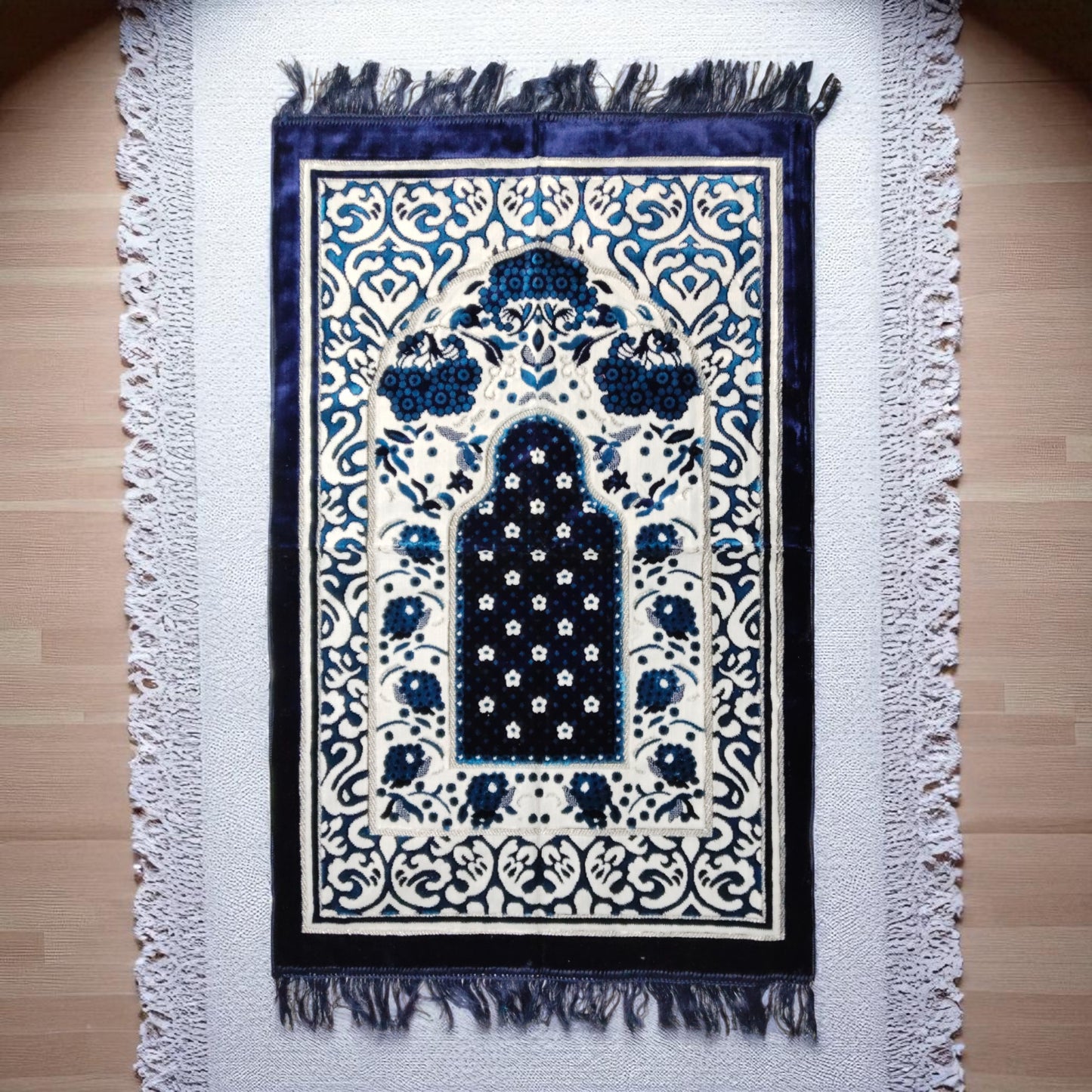 NAC Hediyelık Desenli Seccade 01