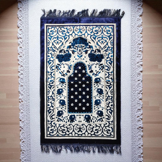 NAC Hediyelık Desenli Seccade 01