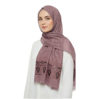 Hijab Satin Premium – Syal Mewah Elegan | Birel 9040 M