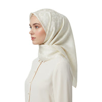 Hijab Satin Premium – Syal Mewah Elegan | Birel 9040 M