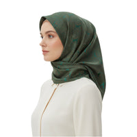 Hijab Satin Premium – Syal Mewah Elegan | Birel 9040 M
